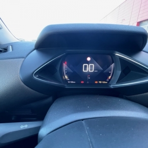 CITROËN
DS3 CROSSBACK DS3 CROSSBACK HDI 100 CV SO CHIC INSPIRATION CITROËN
DS3 CROSSBACK DS3 CROSSBACK HDI 100 CV SO CHIC INSPIRATION