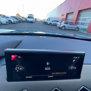 CITROËN
DS3 CROSSBACK DS3 CROSSBACK HDI 100 CV SO CHIC INSPIRATION CITROËN
DS3 CROSSBACK DS3 CROSSBACK HDI 100 CV SO CHIC INSPIRATION