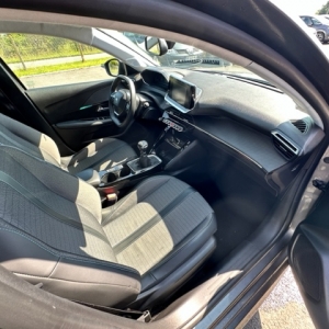 PEUGEOT
NOUVELLE 208 PEUGEOT 208 II 1.2 PURETECH 100 ALLURE PEUGEOT
NOUVELLE 208 PEUGEOT 208 II 1.2 PURETECH 100 ALLURE