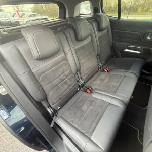 CITROËN
C5 AIRCROSS CITROEN C5 AIRCROSS 1.6 HYBRID 225 SHINE PACK E-EAT8 CITROËN
C5 AIRCROSS CITROEN C5 AIRCROSS 1.6 HYBRID 225 SHINE PACK E-EAT8