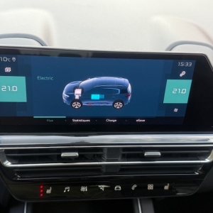 CITROËN
C5 AIRCROSS CITROEN C5 AIRCROSS 1.6 HYBRID 225 SHINE PACK E-EAT8 CITROËN
C5 AIRCROSS CITROEN C5 AIRCROSS 1.6 HYBRID 225 SHINE PACK E-EAT8