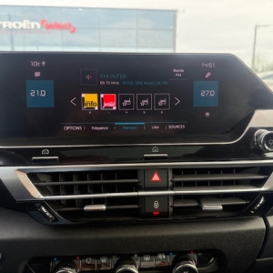 CITROËN
NOUVELLE C4 CITROEN C4 III 1.2 PURETECH 130 S&S EAT8 SHINE CITROËN
NOUVELLE C4 CITROEN C4 III 1.2 PURETECH 130 S&S EAT8 SHINE