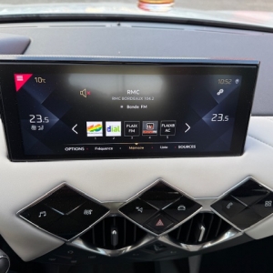 CITROËN
DS3 CROSSBACK DS 3 CROSSBACK 1.2 PURETECH 130 7CV GRAND CHIC AUTOMATIQUE CITROËN
DS3 CROSSBACK DS 3 CROSSBACK 1.2 PURETECH 130 7CV GRAND CHIC AUTOMATIQUE