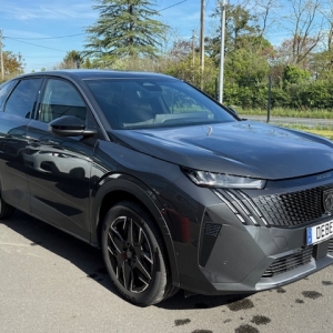 PEUGEOT NEW 3008 PEUGEOT 3008 III 1.2 HYBRID 136 ALLURE E-DCS6