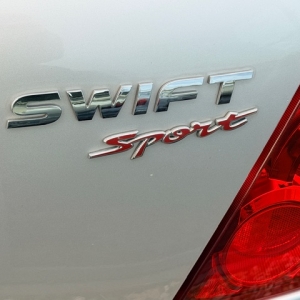 SUZUKI SWIFT SPORT SUZUKI SWIFT 1.6L 125 CV SPORT SUZUKI SWIFT SPORT SUZUKI SWIFT 1.6L 125 CV SPORT