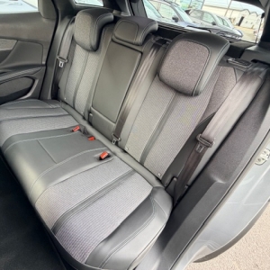 PEUGEOT NOUVEAU 3008 PEUGEOT 3008 II (2) 1.6 HYBRID 225 ALLURE PACK E-EAT8