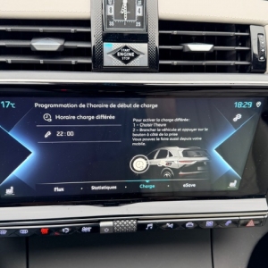 CITROËN
DS 7 CROSSBACK DS 7 CROSSBACK 1.6 E-TENSE 225 RIVOLI CITROËN
DS 7 CROSSBACK DS 7 CROSSBACK 1.6 E-TENSE 225 RIVOLI