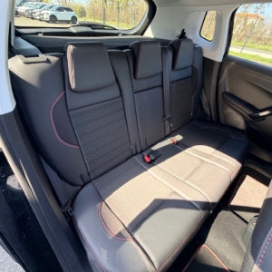 PEUGEOT 2008 PEUGEOT 2008 HDI 100 CV GT LINE