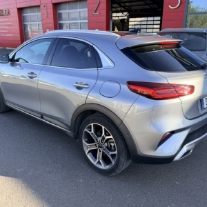 KIA XCEED  KIA XCEED (2) 1.6 GDI HYBRIDE RECHARGEABLE 141 PREMIUM DCT6