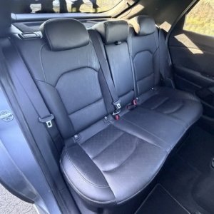 KIA XCEED  KIA XCEED (2) 1.6 GDI HYBRIDE RECHARGEABLE 141 PREMIUM DCT6