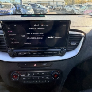 KIA XCEED  KIA XCEED (2) 1.6 GDI HYBRIDE RECHARGEABLE 141 PREMIUM DCT6