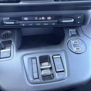 CITROËN
BERLINGO MULTISPACE CITROEN BERLINGO III (3) TAILLE M BLUEHDI 130 S&S PLUS EAT8 MODELE N1 CITROËN
BERLINGO MULTISPACE CITROEN BERLINGO III (3) TAILLE M BLUEHDI 130 S&S PLUS EAT8 MODELE N1