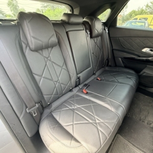 CITROËN
DS 7 CROSSBACK DS7 CROSSBACK 2.0L BLUEHDI 180 CV GRAND CHIC EAT8 CITROËN
DS 7 CROSSBACK DS7 CROSSBACK 2.0L BLUEHDI 180 CV GRAND CHIC EAT8