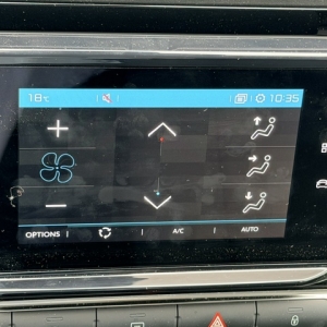 CITROËN
NOUVEL C 3 CITROEN C3 III (2) 1.2 PURETECH 83 S&S FEEL BUSINESS CITROËN
NOUVEL C 3 CITROEN C3 III (2) 1.2 PURETECH 83 S&S FEEL BUSINESS