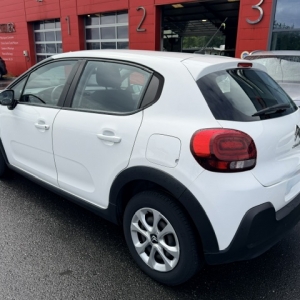 CITROËN
NOUVEL C 3 CITROEN C3 III (2) 1.2 PURETECH 83 S&S FEEL BUSINESS CITROËN
NOUVEL C 3 CITROEN C3 III (2) 1.2 PURETECH 83 S&S FEEL BUSINESS