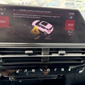 CITROËN
C5 AIRCROSS CITROEN C5 AIRCROSS II 1.5 HDI 130 SHINE EAT8 CITROËN
C5 AIRCROSS CITROEN C5 AIRCROSS II 1.5 HDI 130 SHINE EAT8