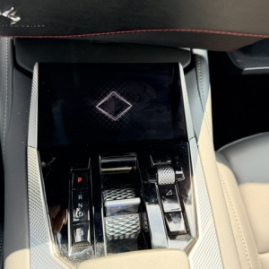 CITROËN
DS4 DS 4 II 1.6 HYBRIDE E-TENSE 225 RIVOLI AUTO CITROËN
DS4 DS 4 II 1.6 HYBRIDE E-TENSE 225 RIVOLI AUTO