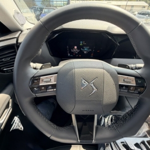 CITROËN
DS4 DS 4 II 1.6 HYBRIDE E-TENSE 225 RIVOLI AUTO CITROËN
DS4 DS 4 II 1.6 HYBRIDE E-TENSE 225 RIVOLI AUTO