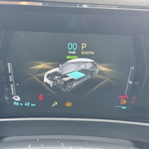 CITROËN
DS4 DS 4 II 1.6 HYBRIDE E-TENSE 225 RIVOLI AUTO CITROËN
DS4 DS 4 II 1.6 HYBRIDE E-TENSE 225 RIVOLI AUTO