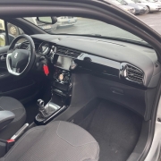 CITROËN
DS3 DS3 VTI 82 CV SO CHIC CITROËN
DS3 DS3 VTI 82 CV SO CHIC