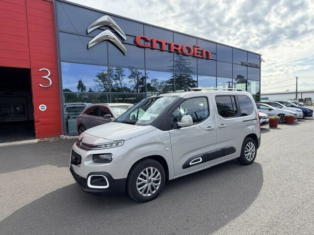 Citroën Berlingo III taille M 1.5 BlueHDi 130 S&S EAT8 Feel — photo 1 — Garage Debenat Coutras